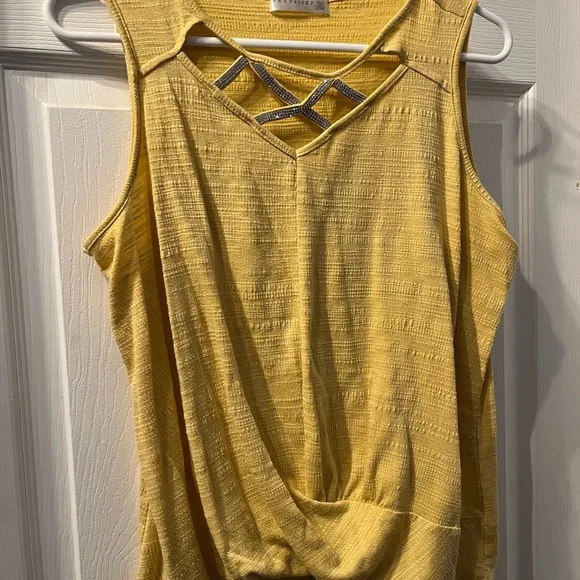 Yellow Sleeveless Top - Picture 1 of 3